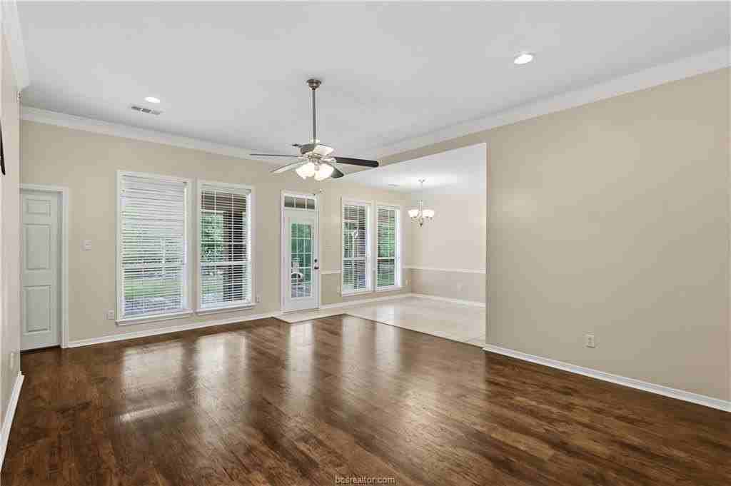 1705 White Stone Dr - Photo 5 of 26