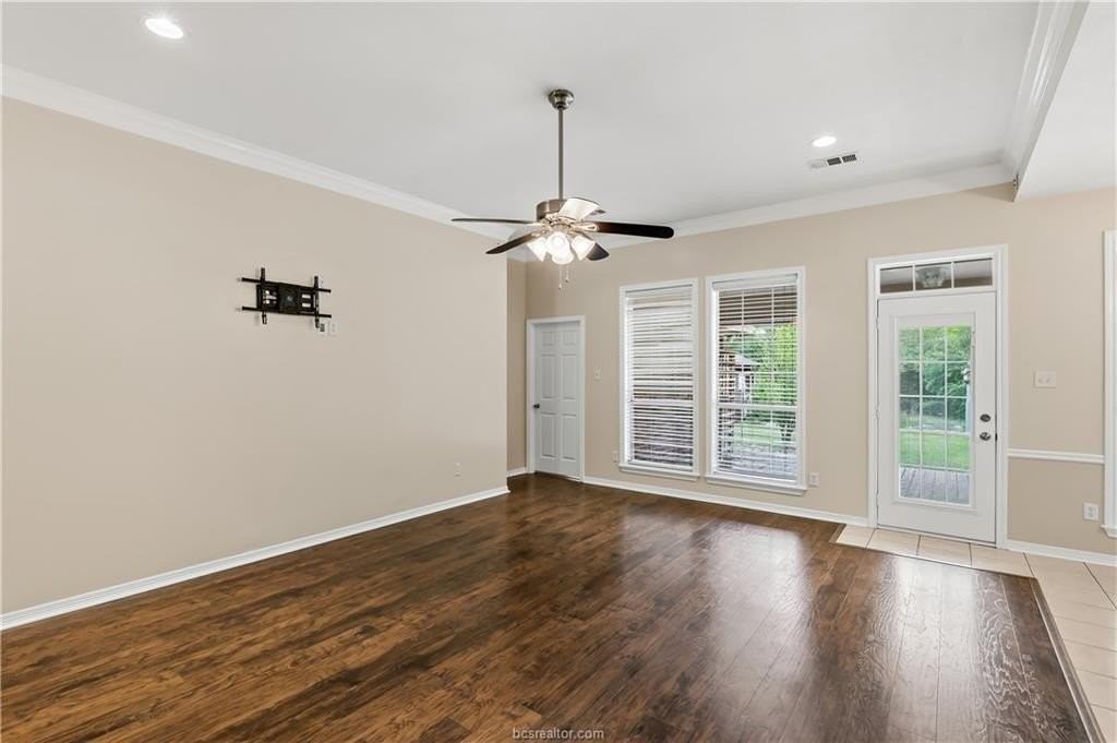 1705 White Stone Dr - Photo 6 of 26