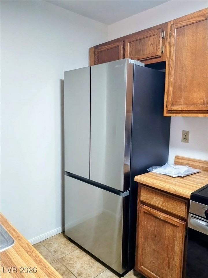 1361 E University Ave #110 - Photo 5 of 10