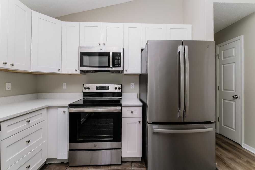 6123 Sand Key Ln - Photo 7 of 16