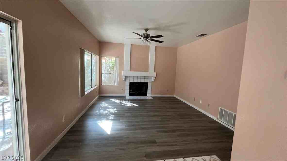 2909 Calmada Ave - Photo 4 of 20