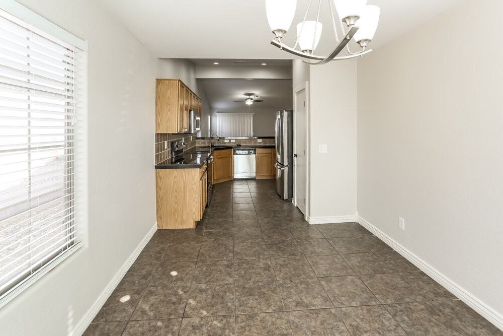 2709 N 107th Dr - Photo 6 of 16