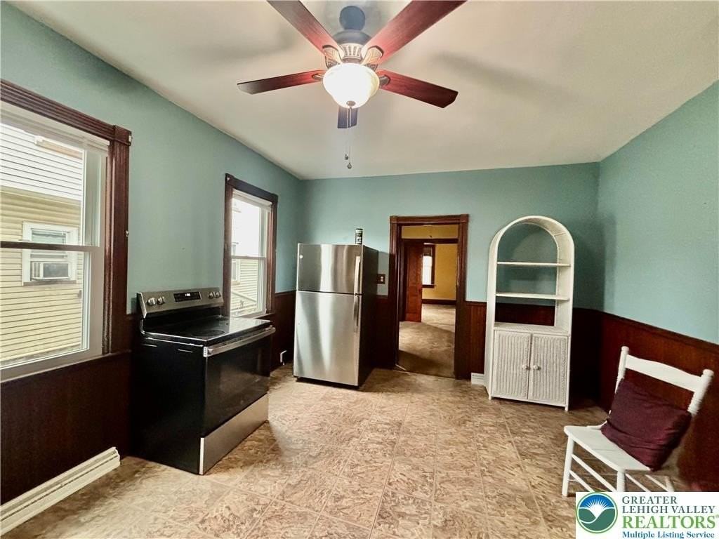 206 Main St - Photo 4 of 12