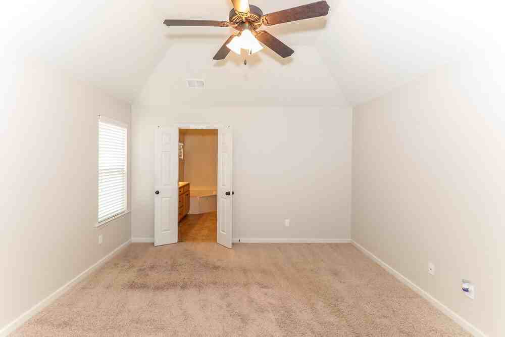 9007 Billy Pat Dr - Photo 7 of 15