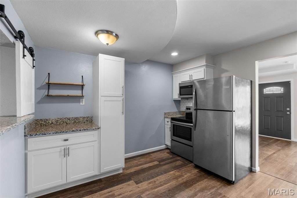 526 Lynn Haven Ln - Photo 5 of 20