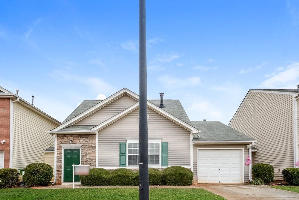 145 Meadowridge Dr - Photo 2 of 25