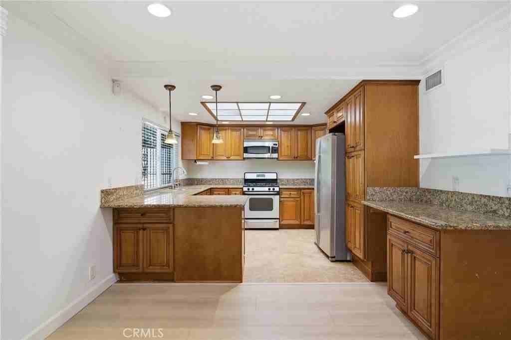 6999 Leilani Ln - Photo 7 of 21