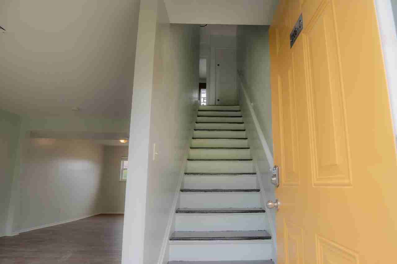 Crestwood Village Townhomes - Photo 7 of 10