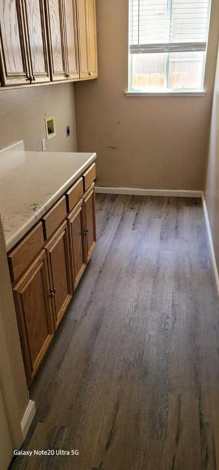 1929 Picasso Way - Photo 6 of 14