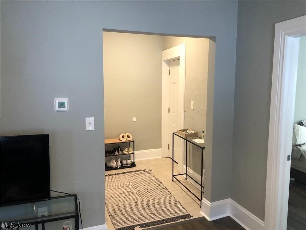 1387 W 69th St Apt 3 - Photo 3 of 16