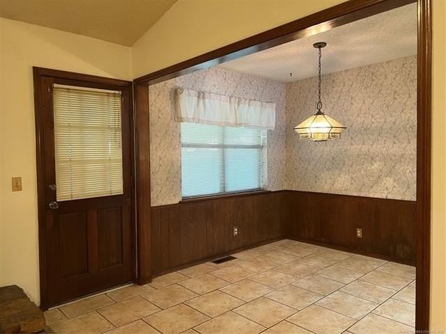 1905 N Butternut Ave - Photo 6 of 13