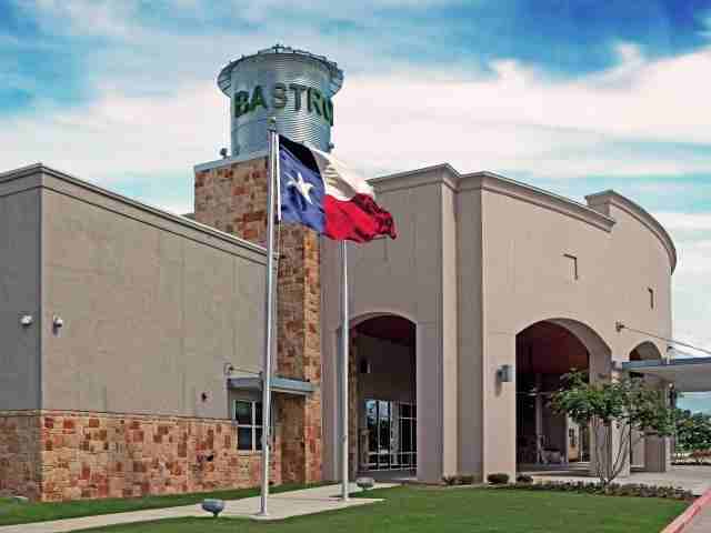 131 Paluxy - Photo 3 of 8