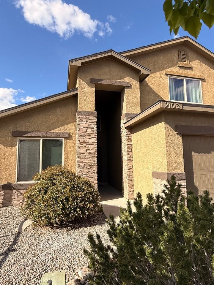 2103 N Ensenada Cir Se - Photo 4 of 20