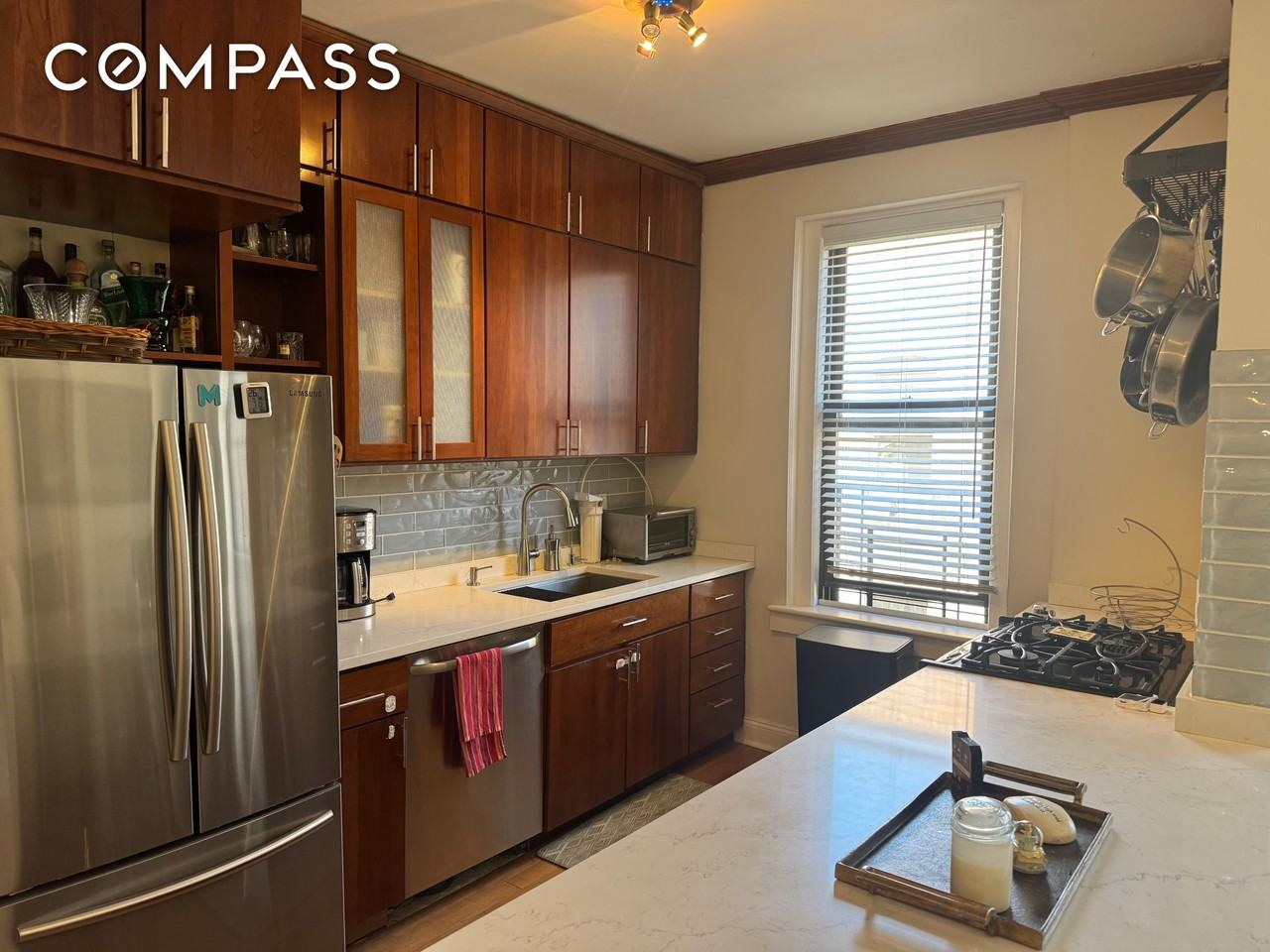 880 W 181st St #6E - Photo 4 of 10