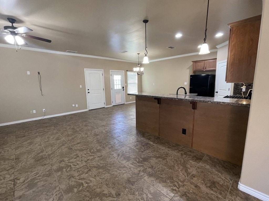 3613 E Gillespie Ln - Photo 3 of 9