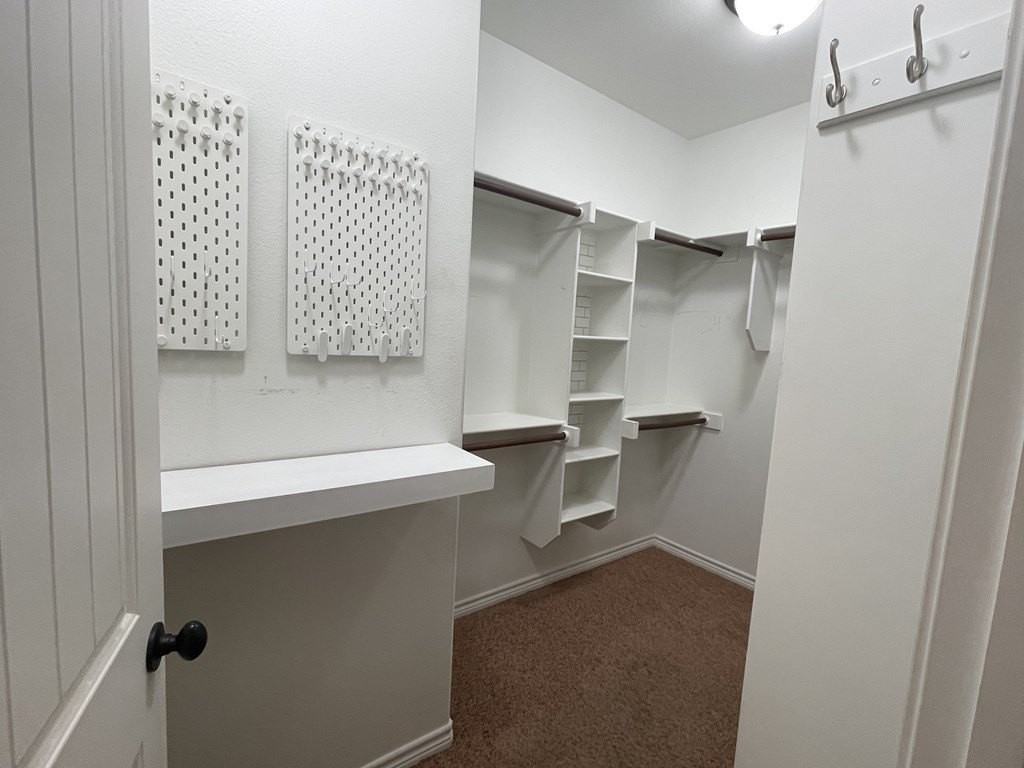 3613 E Gillespie Ln - Photo 7 of 9