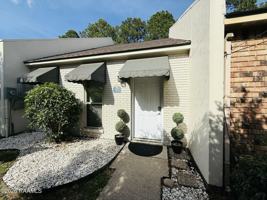 featured image of 205 Long Plantation Blvd #J