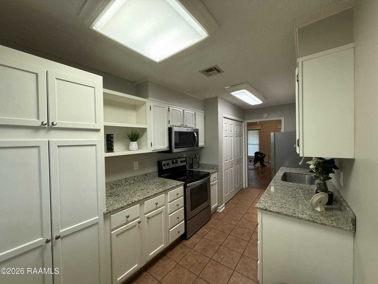 205 Long Plantation Blvd Apt J - Photo 6 of 24