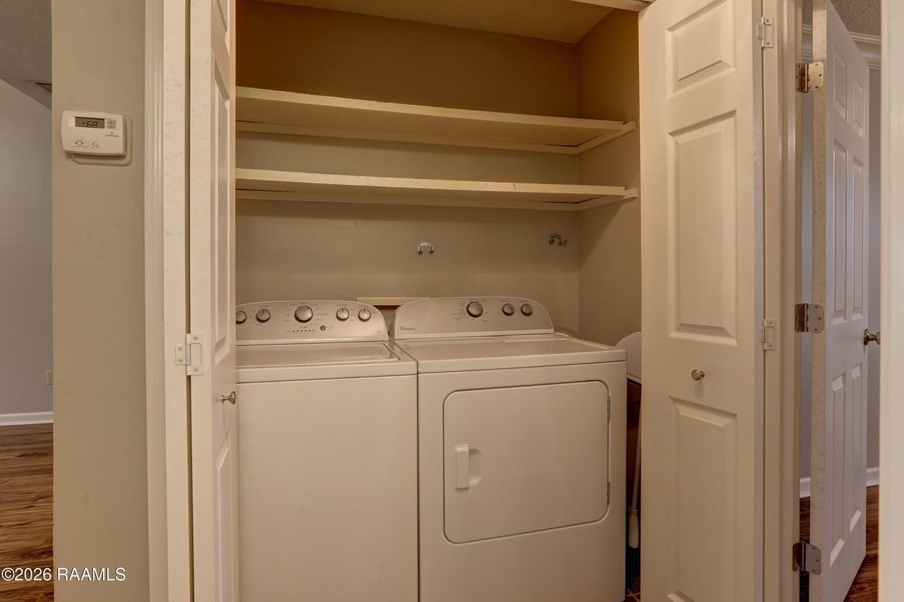 205 Long Plantation Blvd Apt J - Photo 7 of 24