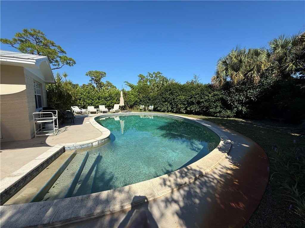 2015 15th Ln Unit B - Photo 2 of 13