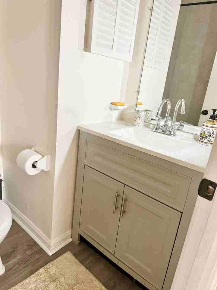 4903 Ashford Place #3 - Photo 3 of 14