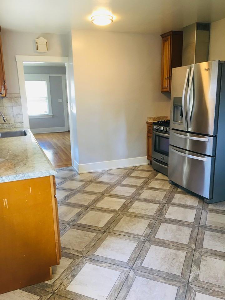 1122 Channing Ave #1 - Photo 7 of 35