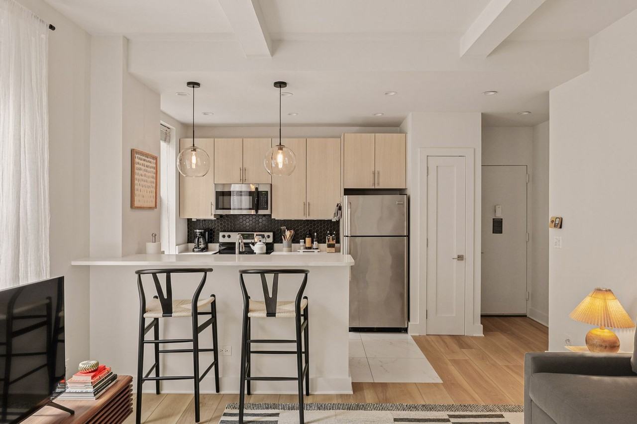 151 E 80th St #1271255P - Photo 6 of 17