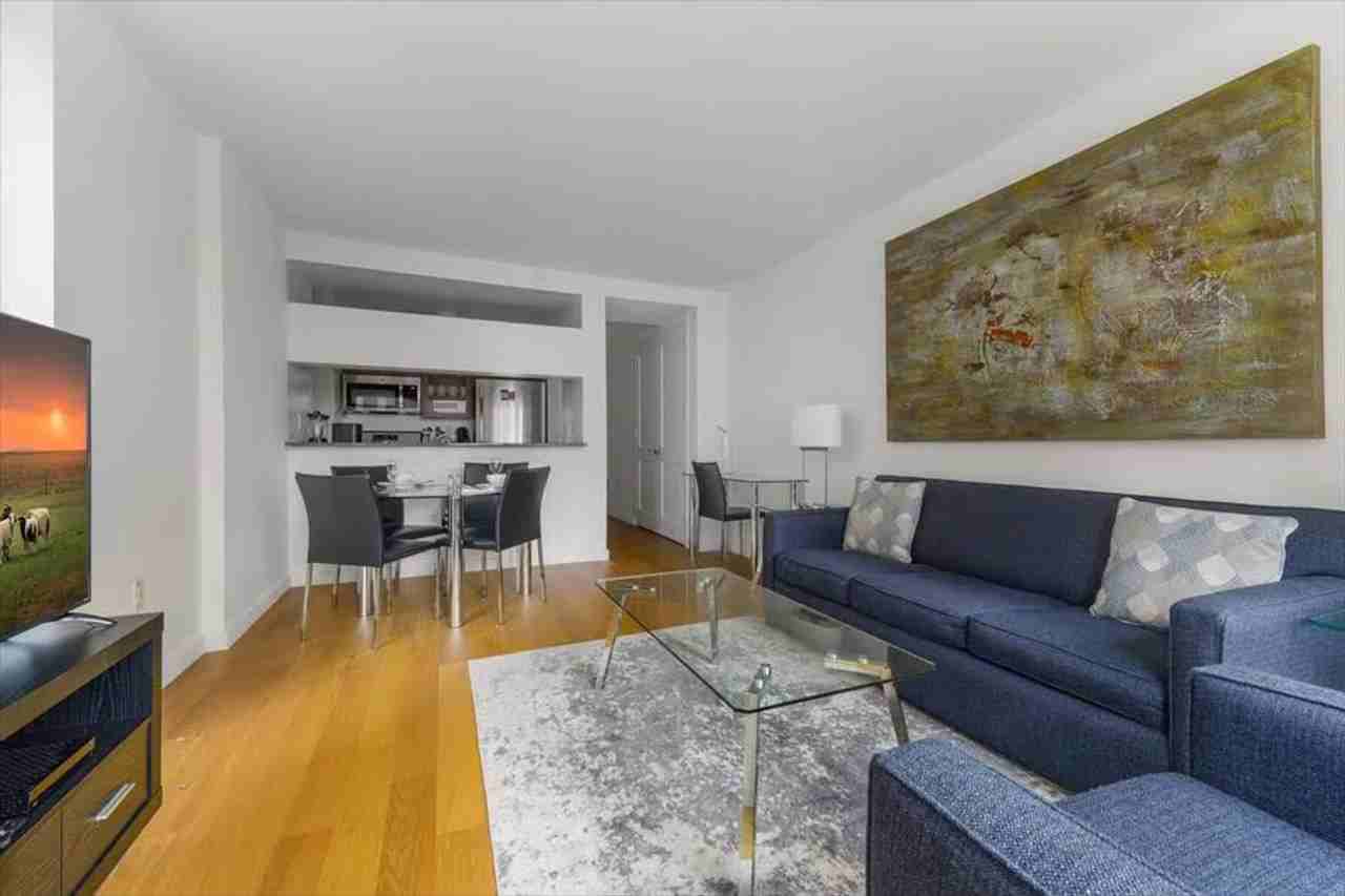 254 W 54th St #1016196P - Photo 4 of 25