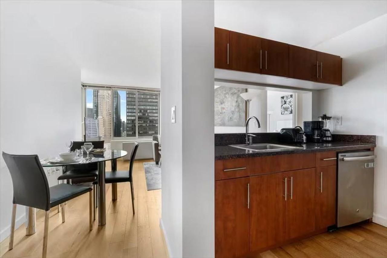 254 W 54th St #1016196P - Photo 6 of 25