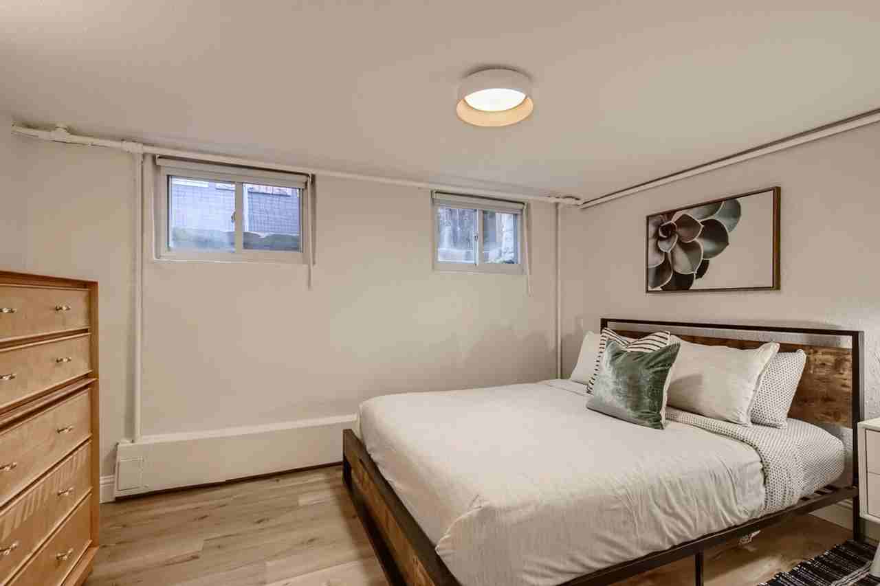 1240 York Street - Photo 7 of 29