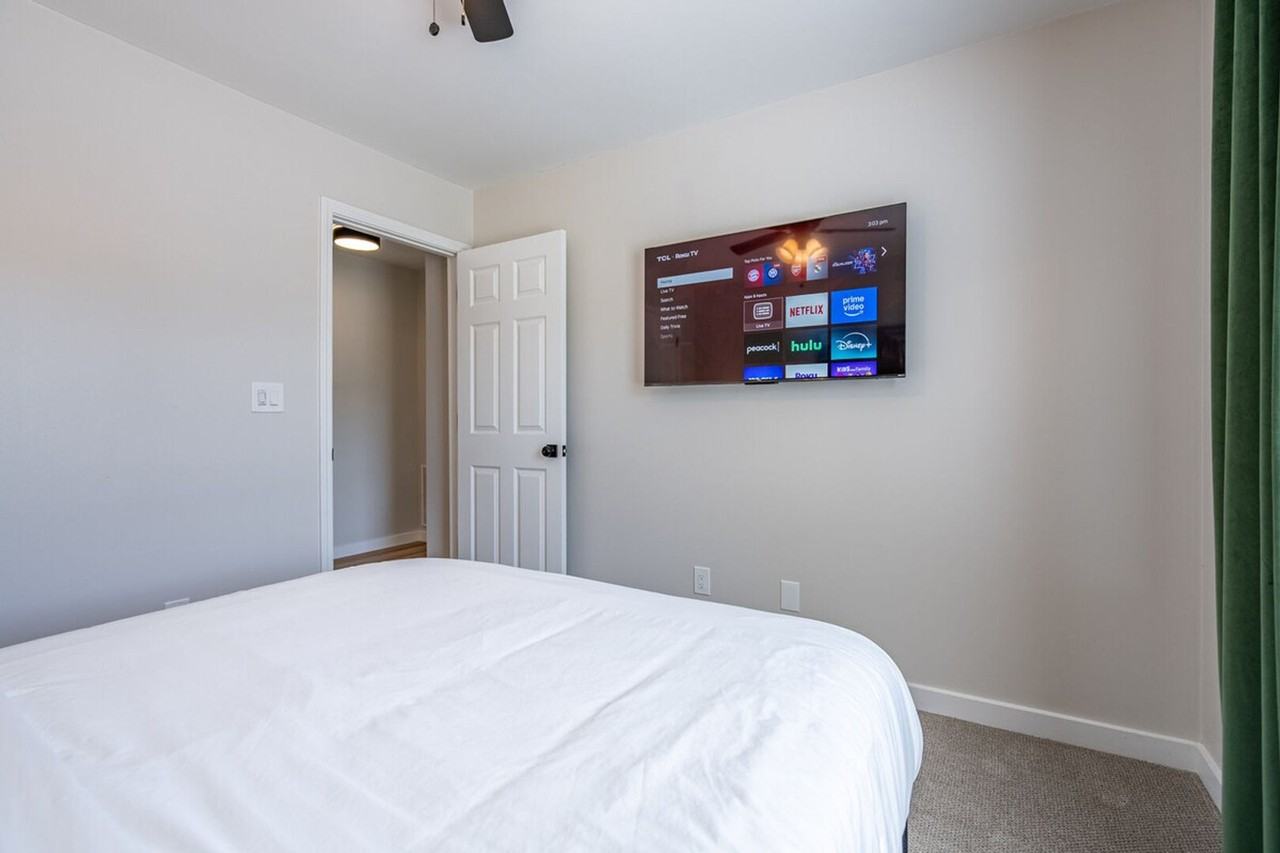 18 Huntcliff Dr #1234812P - Photo 6 of 40