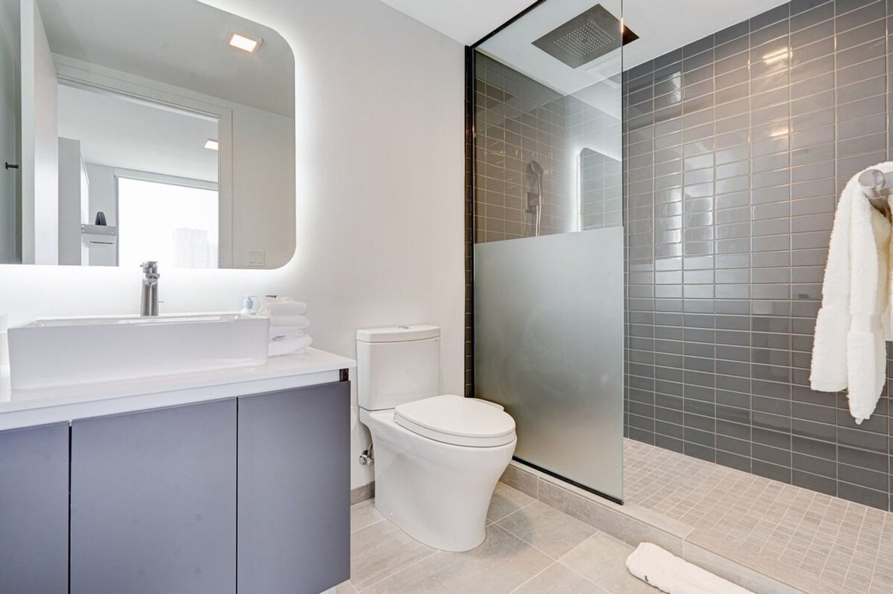 300 Ne 2nd Ave #1058673P - Photo 7 of 16