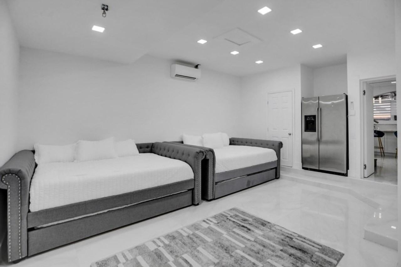 3824 Sw 49th Pl #1255736P - Photo 2 of 50