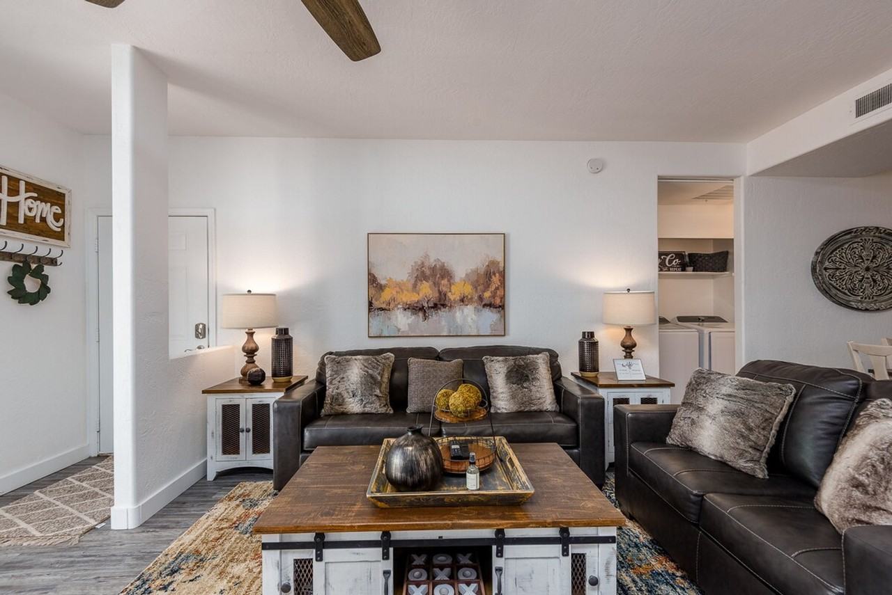 14145 North 92nd Street - Photo 4 of 59