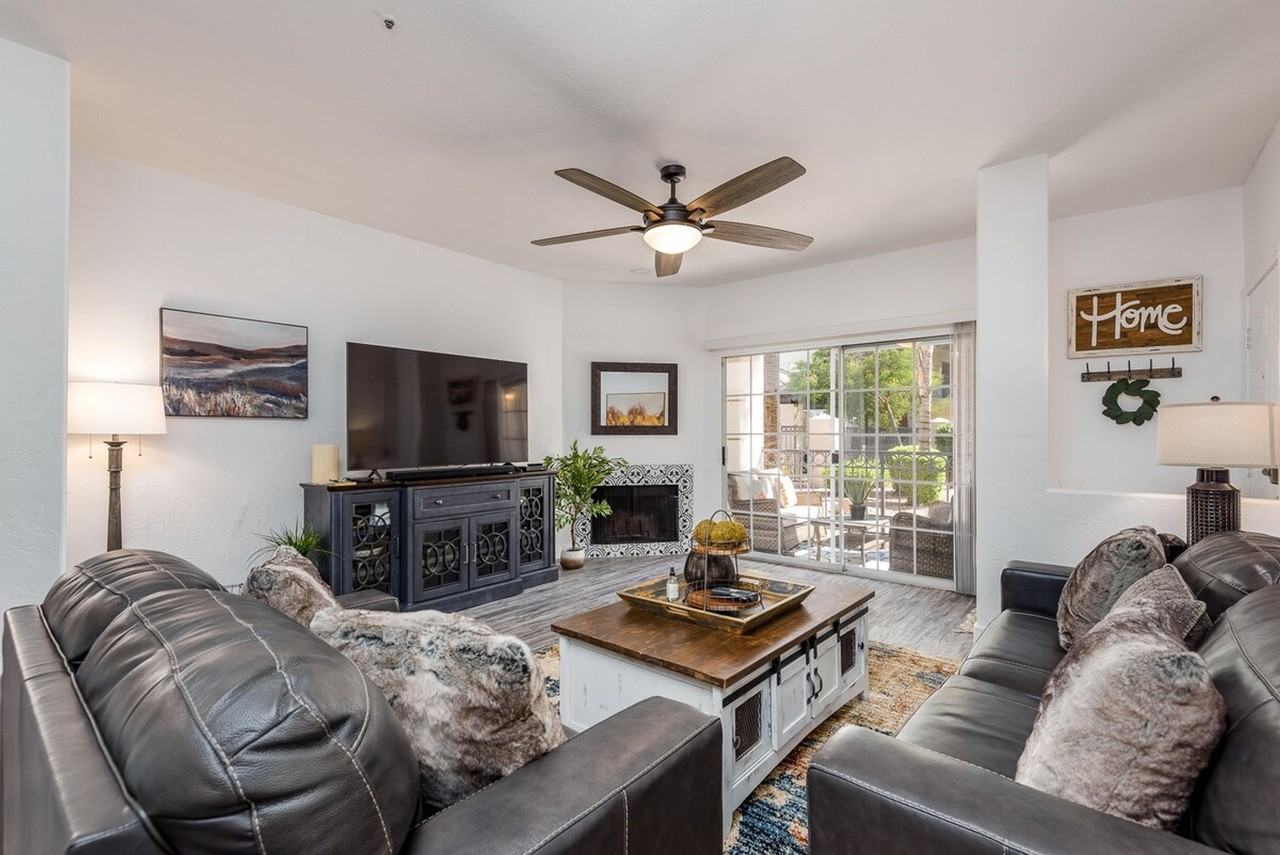 14145 North 92nd Street - Photo 5 of 59