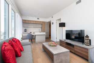 1160 Rue De La Gauchetière O - Photo 1 of 1