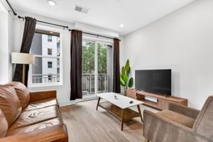 featured image of 605 N 12th St