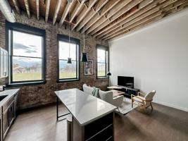 featured image of 403 W 4th St N