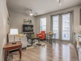 1915 Canterbury St - Photo 1 of 1