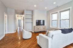 2214 W Barry Ave - Photo 1 of 1