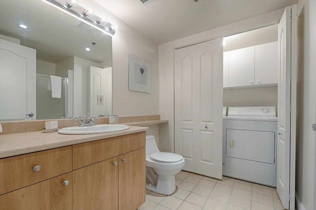 2757 Rue Saint-Patrick #1261764P - Photo 2 of 22