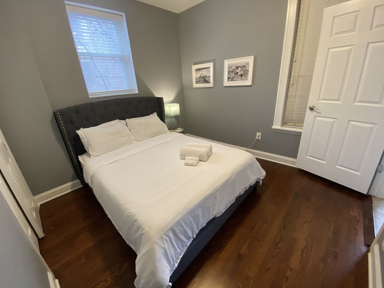 2244 N Dayton St #1373168P - Photo 3 of 14