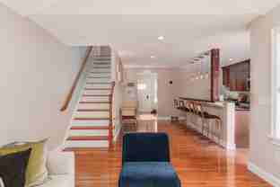 99 W Circular St - Photo 1 of 1