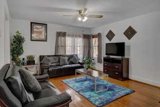 814 N Buchanan Blvd - Photo 1 of 1