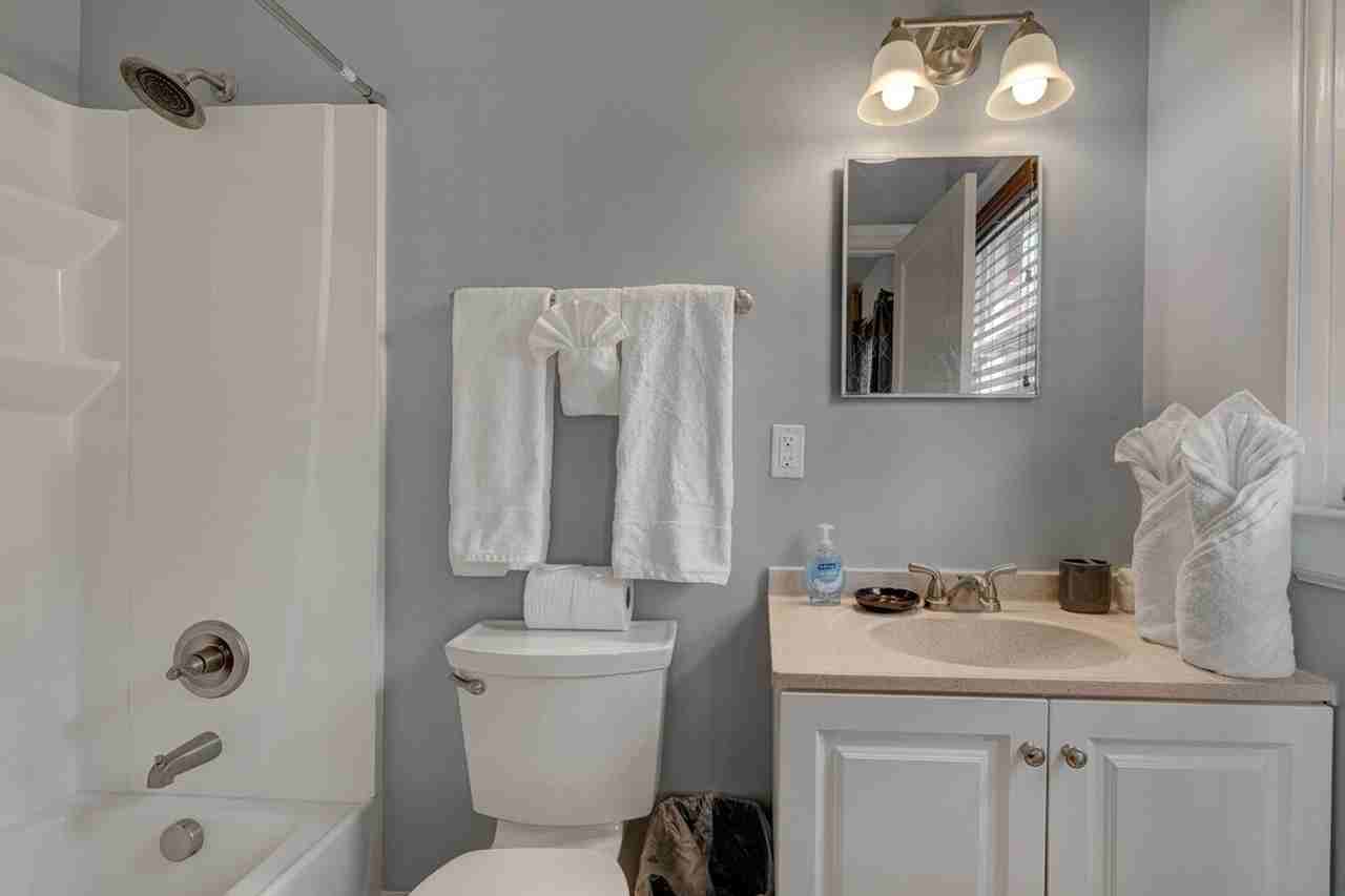 814 N Buchanan Blvd #1388446P - Photo 4 of 15