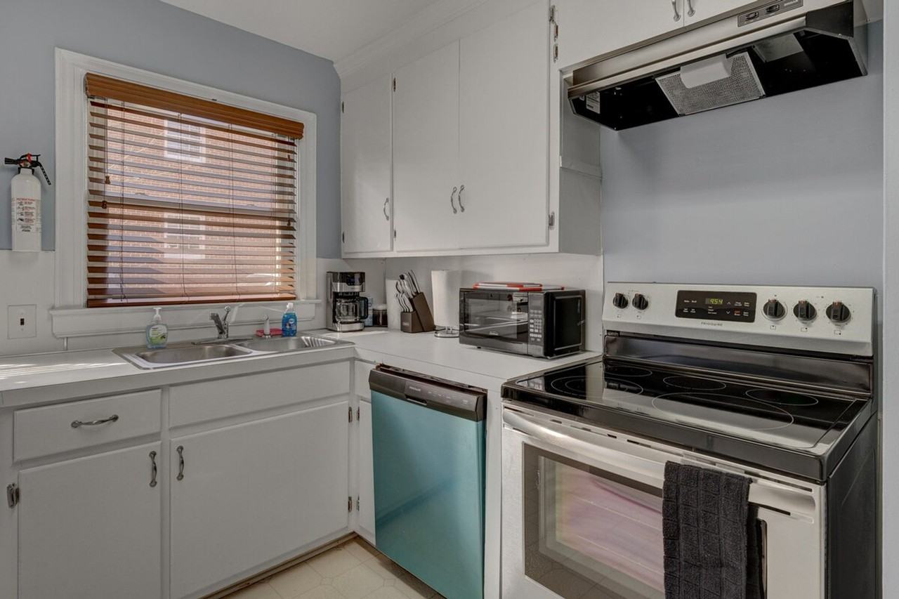 814 N Buchanan Blvd #1388446P - Photo 5 of 12