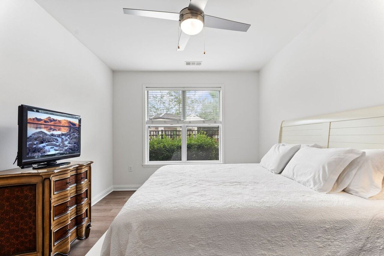 3202 Renaissance Park Place - Photo 4 of 30