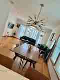 1504 Magnolia St - Photo 1 of 1
