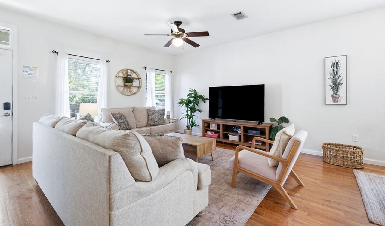 106 W Georgie St #1447115P - Photo 4 of 50