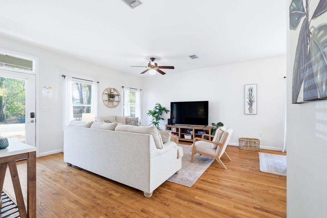 106 W Georgie St #1447115P - Photo 5 of 50